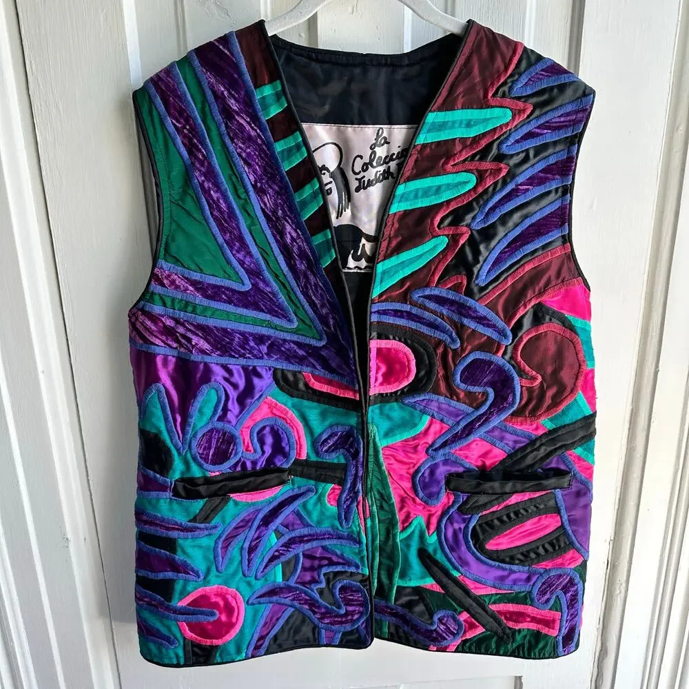 La Coleccion Judith Roberts Vintage 80s Wearable Art Sleeveless Jacket